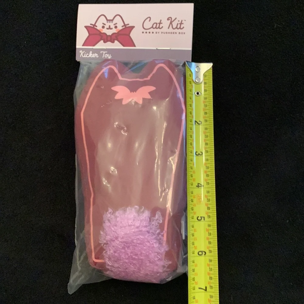 Pusheen Cat Kit Halloween Vampurr Coffin Shaped cat kicker toy NWT